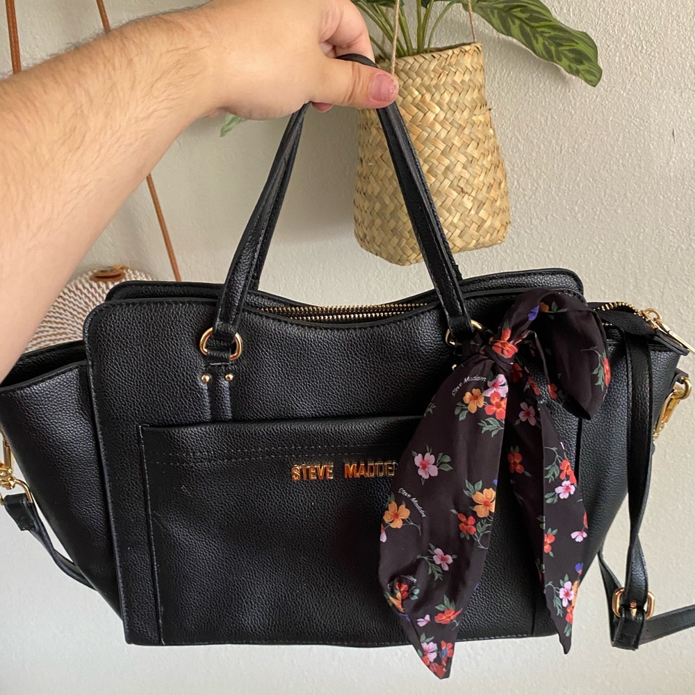 Steve Madden Medium size bag